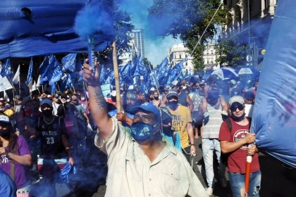 Día del Militante: una multitud apoyó a Alberto con un caravanazo en todo el país