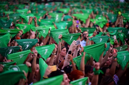En Paraná acompañarán el debate sobre la legalización del aborto con un pañuelazo