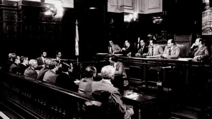 Son condenados los dictadores militares: a perpetua, Videla y Massera, y a 17 años de prisión, Viola