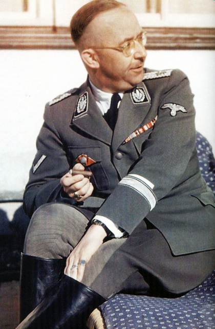 En la Conferencia de Wannsee, los nazis deciden la solución final del 