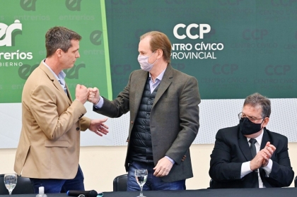 Gustavo Bordet, en modo campaña