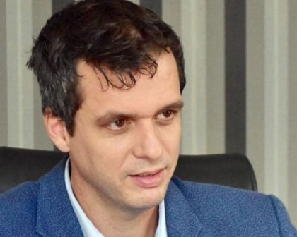 Enrique Cresto: Acá no es una cuestión de candidatos, lo que está en juego son dos proyectos de país diferentes