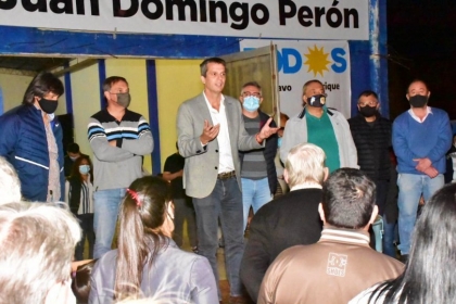 Enrique Cresto en un acto de apoyo a la investidura del Presidente 
