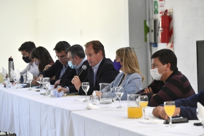 Gustavo Bordet definió líneas de acción con los intendentes del PJ