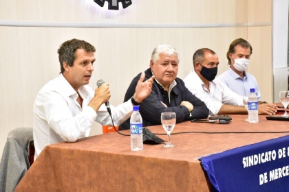 Enrique Cresto se alineó con Bordet para pegarle a Macri