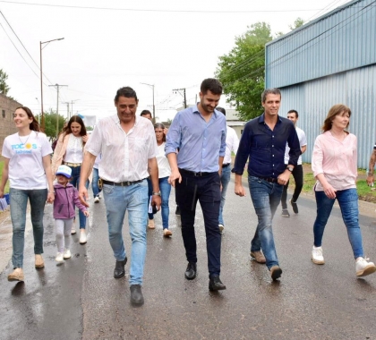 Enrique Cresto y Tomás Ledesma recorrieron Tabossi en una lluviosa jornada de campaña