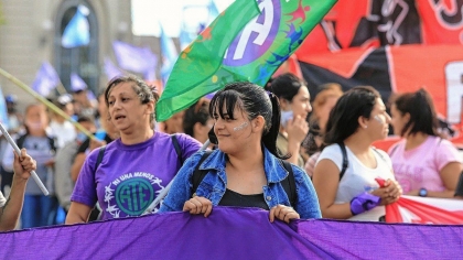 Marcharon en Paraná contra la violencia hacia las mujeres