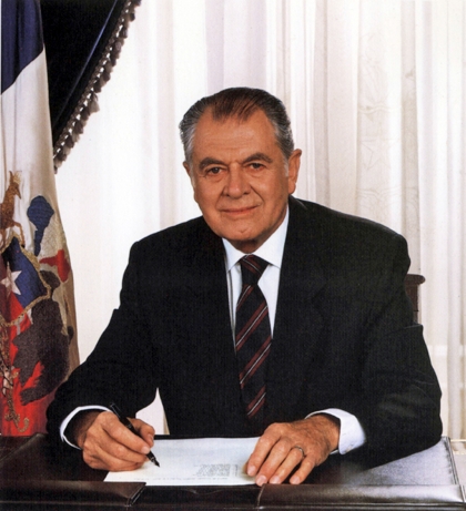 Chile regresa a la democracia con el triunfo de Aylwin