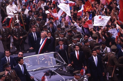 Chile regresa a la democracia con el triunfo de Aylwin