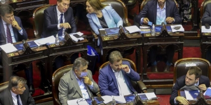 Pase sanitario, para no volver a cuarentenas rigurosas