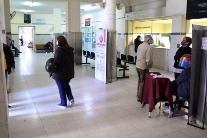El hospital San Martín de Paraná no aislara al personal que sea contacto estrecho de covid y esté vacunado