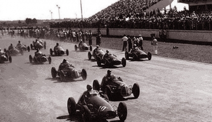 Se corre por primera vez Gran Premio de Fórmula 1 en Buenos Aires