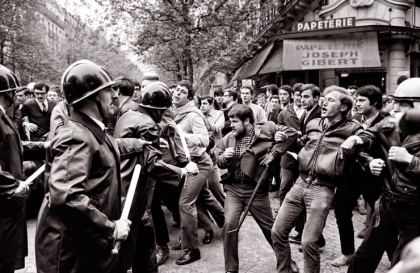 En París, manifestaciones estudiantiles dan lugar al Mayo francés de 1968
