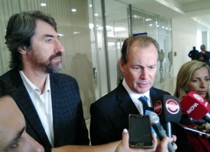 Gustavo Bordet anuló la medida del CGE que prohibía calificar con menos de 4