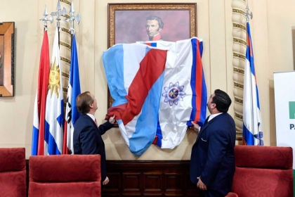 Entre Ríos y Uruguay homenajearon a Artigas y llamaron a profundizar la integración de cara al futuro
