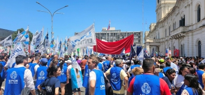 En Paraná comenzó la resistencia en contra del régimen de miseria y hambre de Javier 