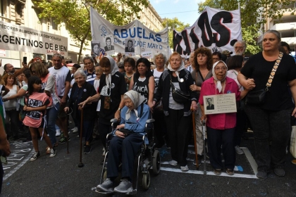 Multitud unida por la memoria activa y un coro: Milei y Villarruel basuras, son la dictadura