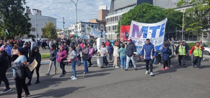 Paro General: sindicatos y organizaciones sociales se movilizaron en Paraná