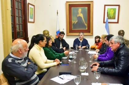 El Consejo Provincial del PJ entrerriano condenó el apoyo de Kueider a Milei