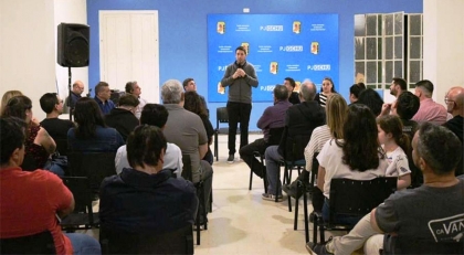 Cinco intendentes disertaron en el PJ de Gualeguaychú sobre los nuevos desafíos políticos