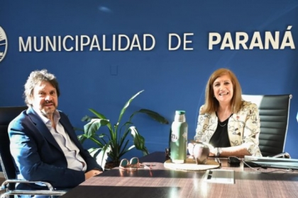 La intendenta Rosario Romero recibió al escritor Felipe Pigna
