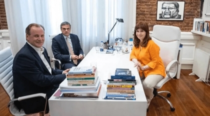 Gustavo Bordet y Guillermo Michel se reunieron con Cristina en el Instituto Patria