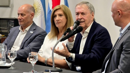 El ex gobernador Juan Schiaretti, en Paraná, explicó el modelo cordobés