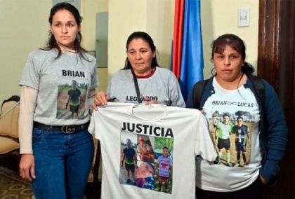 Graves denuncias de la madre de dos hermanos que murieron atropellados por el frigerista Ruíz Orrico, alcoholizado y manejando un auto del Estado