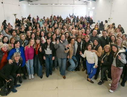 En campaña: Fuerza Entre Ríos pone en escena a mujeres peronistas con experiencia de gestión