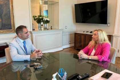 Mauricio Davico respaldó a Karina Milei y a los Menem, acusados de corruptos y coimeros