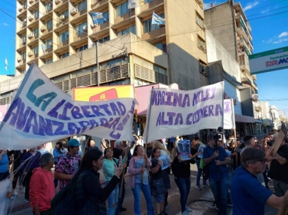 Karina Milei y Martín Menem, evacuados en Corrientes: otra caravana libertaria que termina en fuga