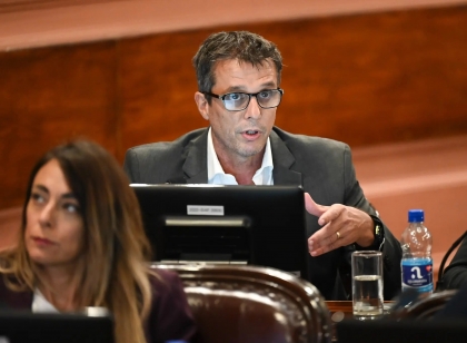 Enrique Cresto realizó una cerrada defensa de las gestiones del PJ de las últimas décadas