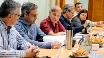 Adán Bahl y Guillermo Michel rechazaron el ingreso de fruta importada que destruye la producción nacional 