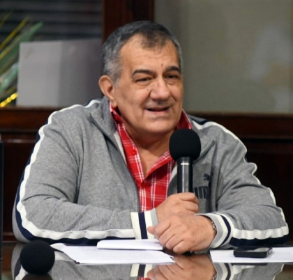 José Cáceres apela al voto útil para frenar la entrega, el ajuste y la crueldad de Milei y Frigerio