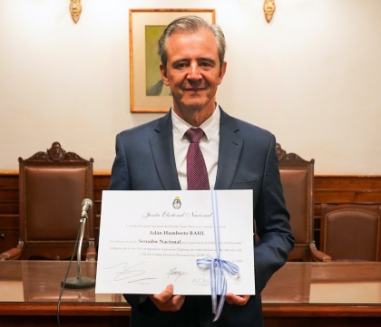 Adán Bahl: Soy un senador del pueblo entrerriano, no del gobierno entrerriano