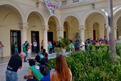 AGMER acompañó a ATE durante la asamblea en Casa de Gobierno
