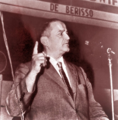 Crisólogo Larralde: Siempre radical, defendiendo sus ideas con coraje civil y talento político, más acostumbrado a las derrotas que a las victorias