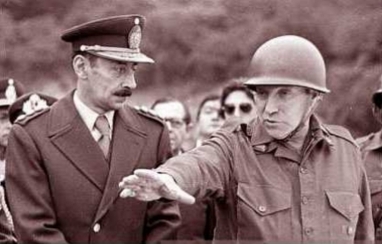 El gobernador, el ex dictador militar Bussi, expulsa desempleados desde Tucumán hacia Mendoza