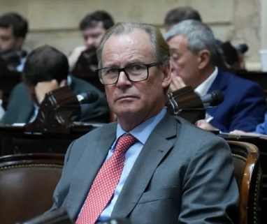 Reculando en chancletas con los cambios en Vialidad e INTA: Gustavo Bordet dijo que es fruto de la lucha colectiva