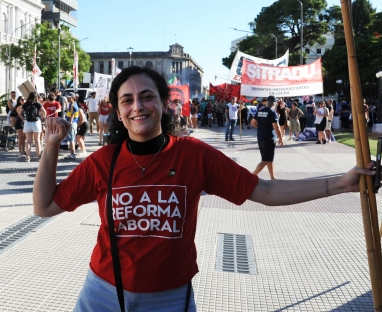Nadia Burgos: La CGT tiene que cambiar de actitud, van a tener que convocar un paro general